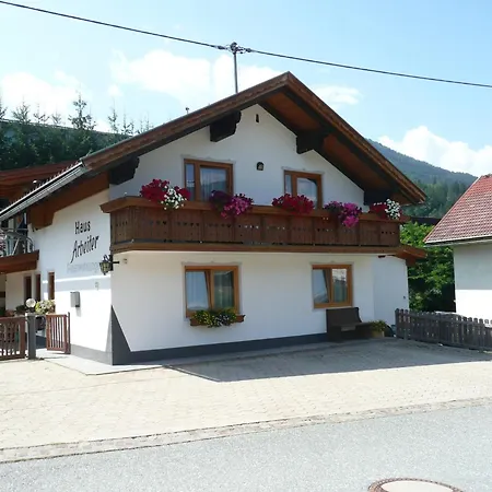Apartment In Near Nassfeld Tropolach