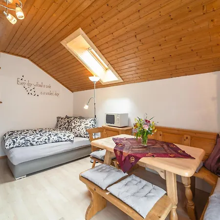 In Near Nassfeld Apartment Tröpolach